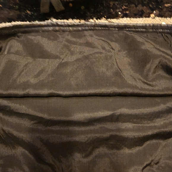 Gianni Bini Size XS sequin mini skirt. - Picture 4 of 6